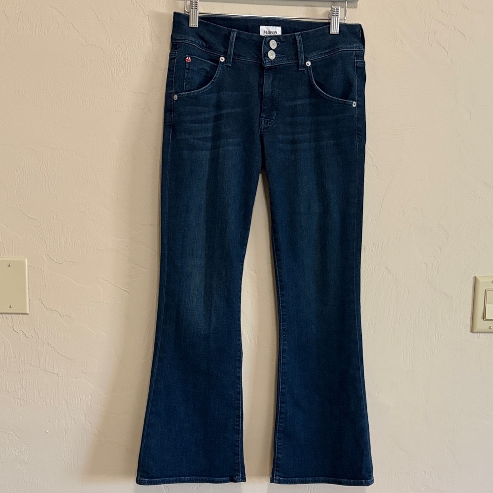 Hudson Collin Midrise Bootcut Crop Jeans size 26. Excellent condition (see pic)